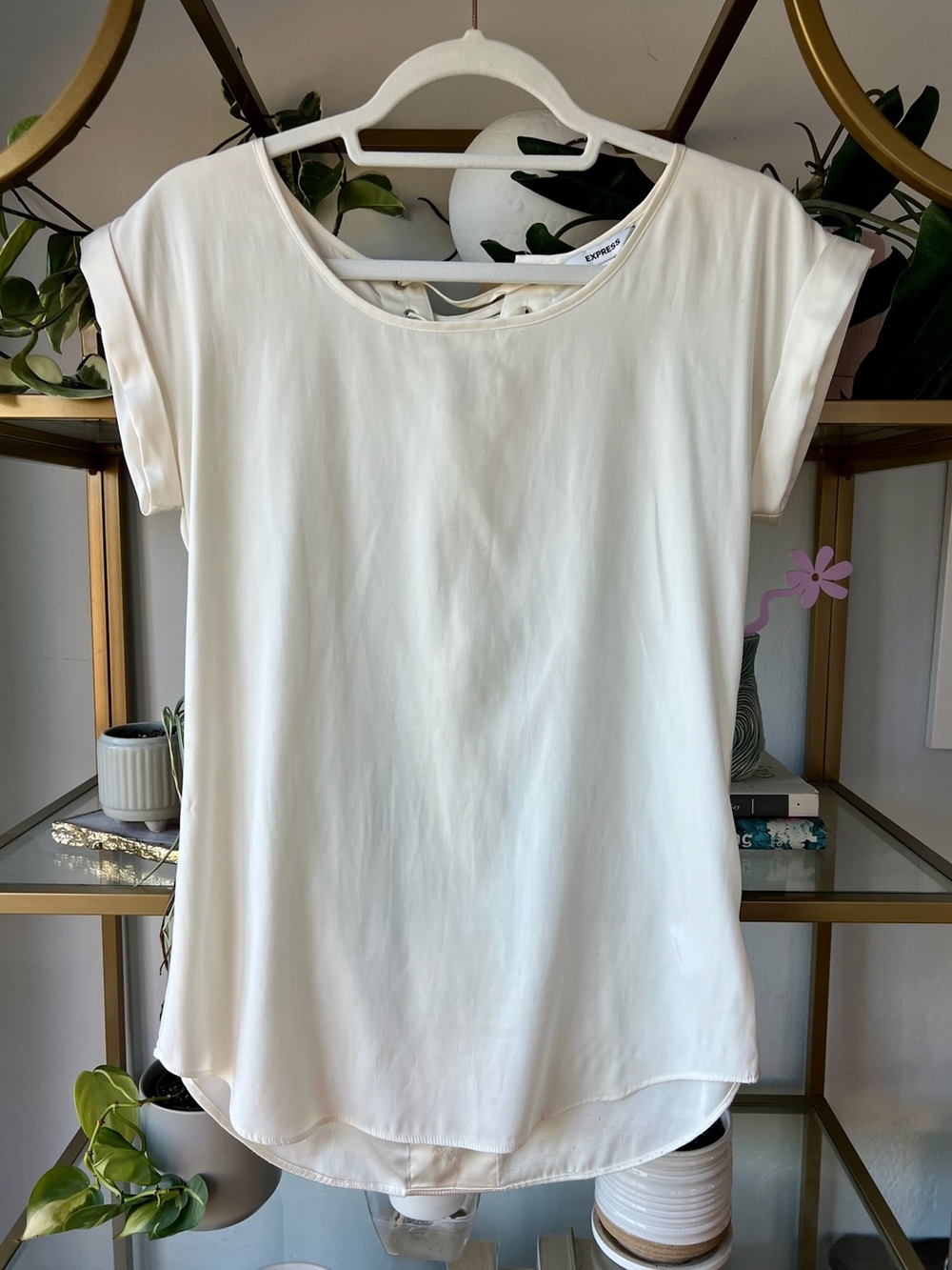 Express Lace Up Back Gramercy Tee in Ivory XS